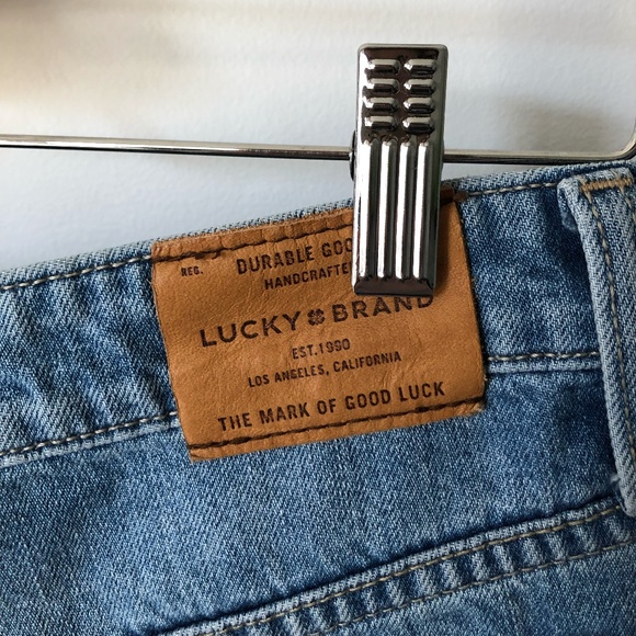 Lucky Brand The Boyfriend Short | W28 - Picture 4 of 5